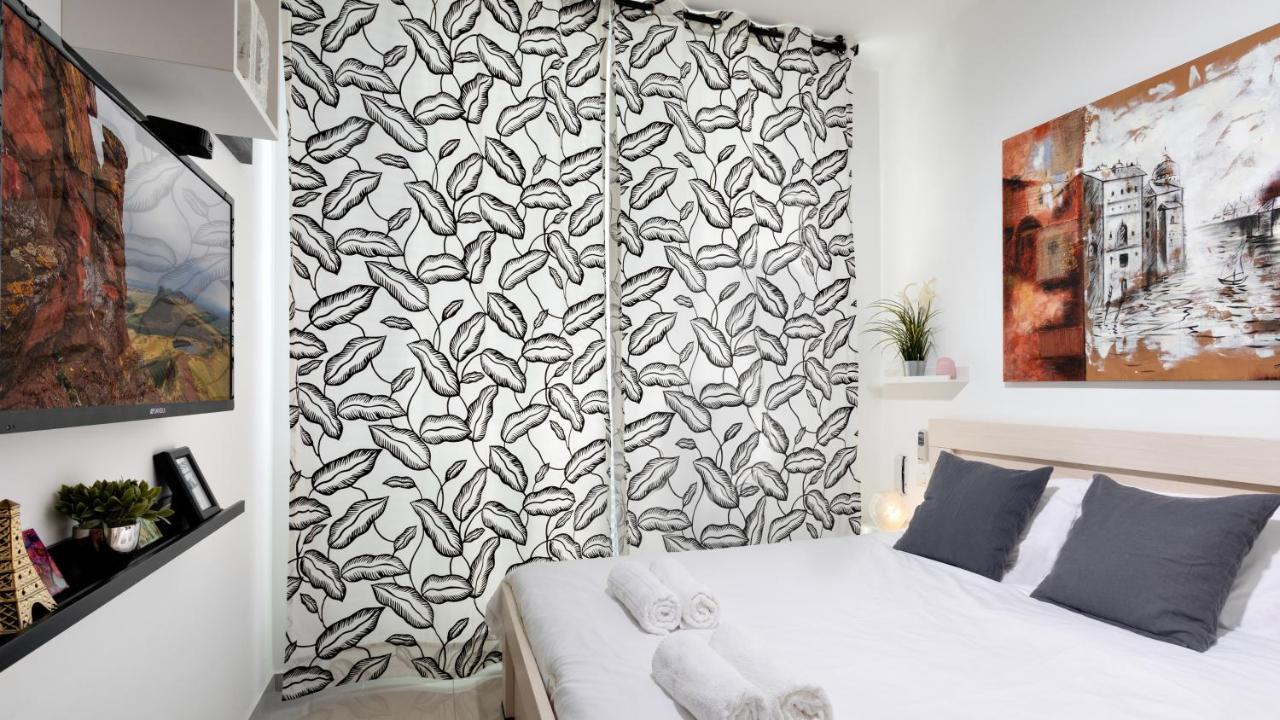 Stylish 1Br Flat For 4 Ppl In Allenby By Holyguest เทลอาวีฟ ภายนอก รูปภาพ